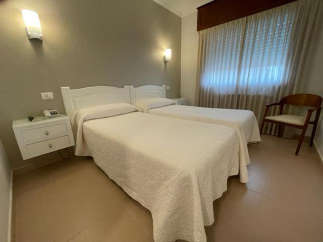 Hotel O Cruceiro Caldas De Reis Esterno foto