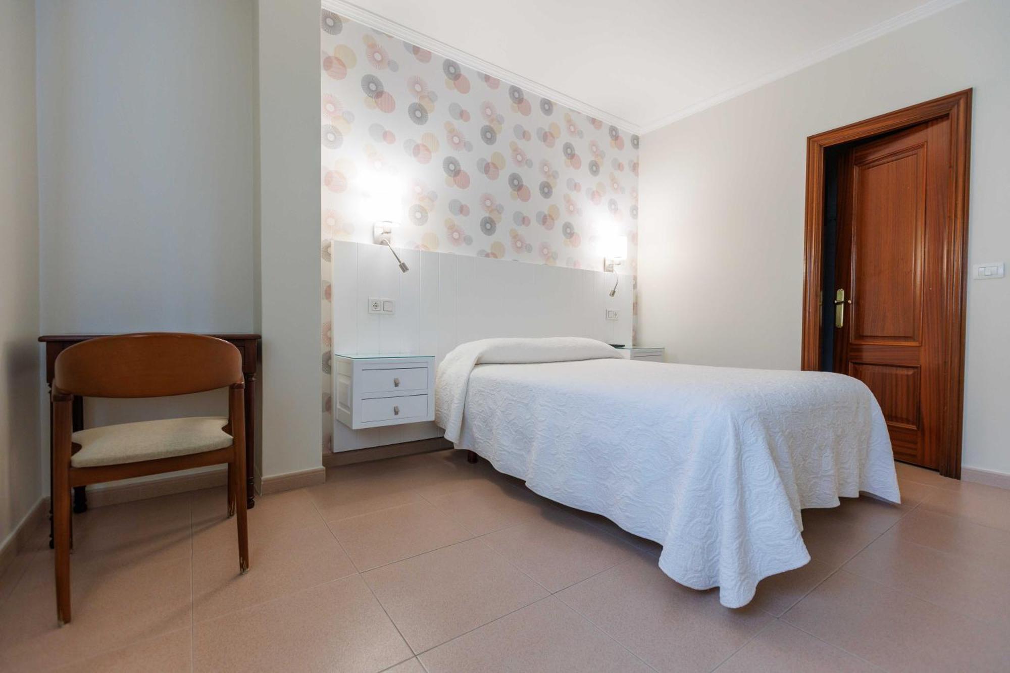 Hotel O Cruceiro Caldas De Reis Esterno foto