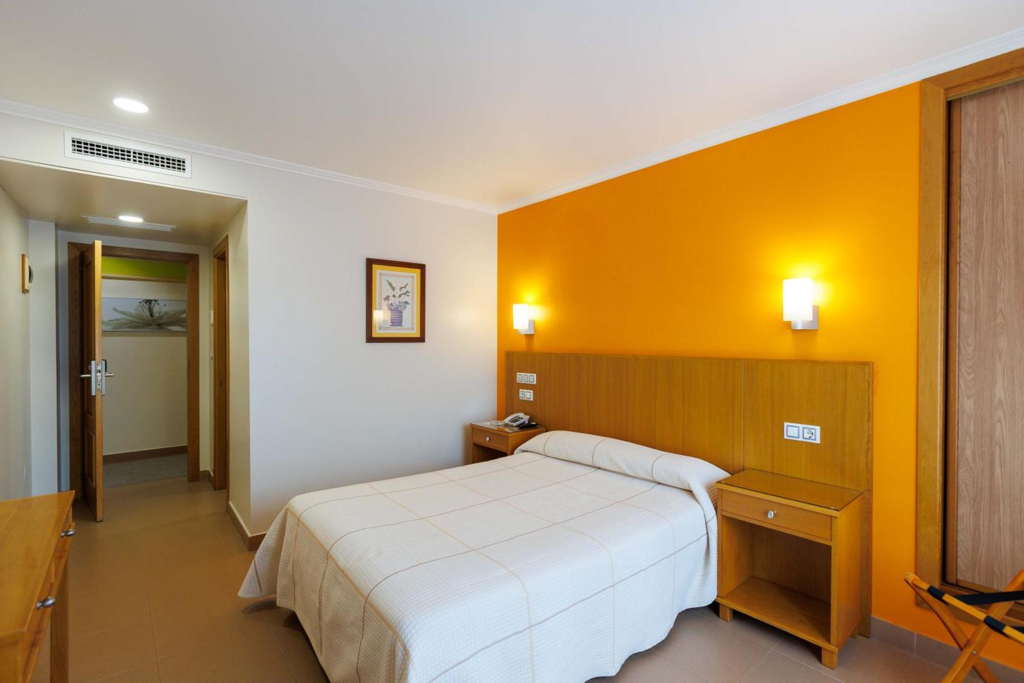Hotel O Cruceiro Caldas De Reis Esterno foto